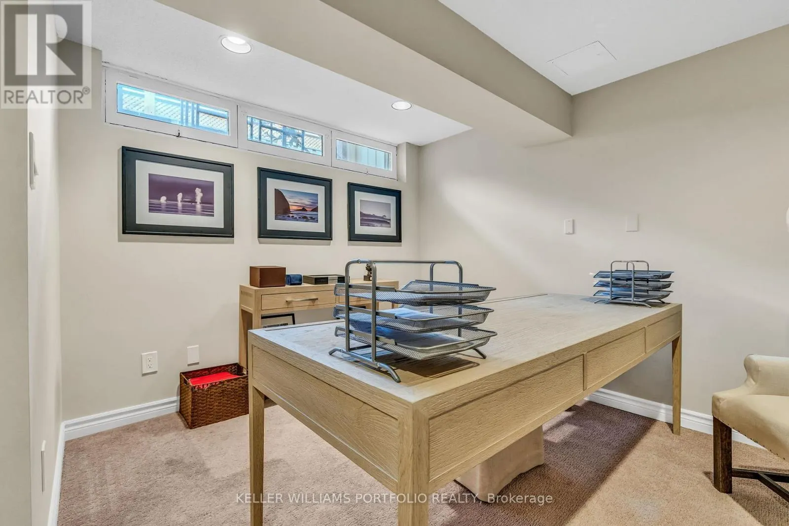 1123 LAKESHORE ROAD E