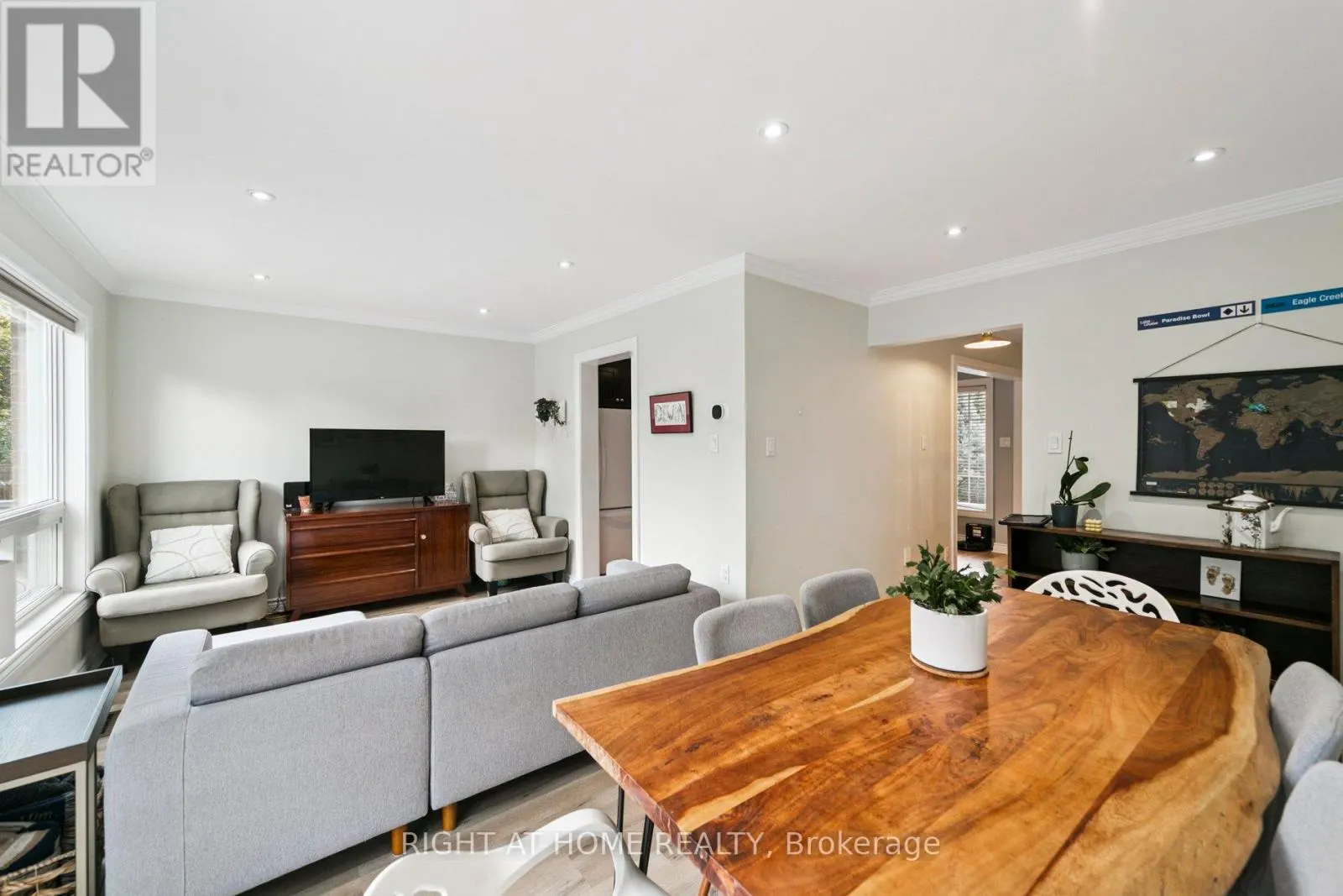 550 ELIZA CRESCENT