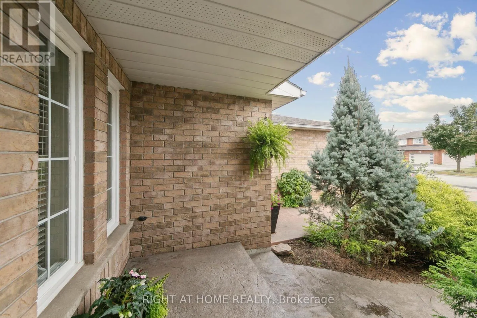 550 ELIZA CRESCENT
