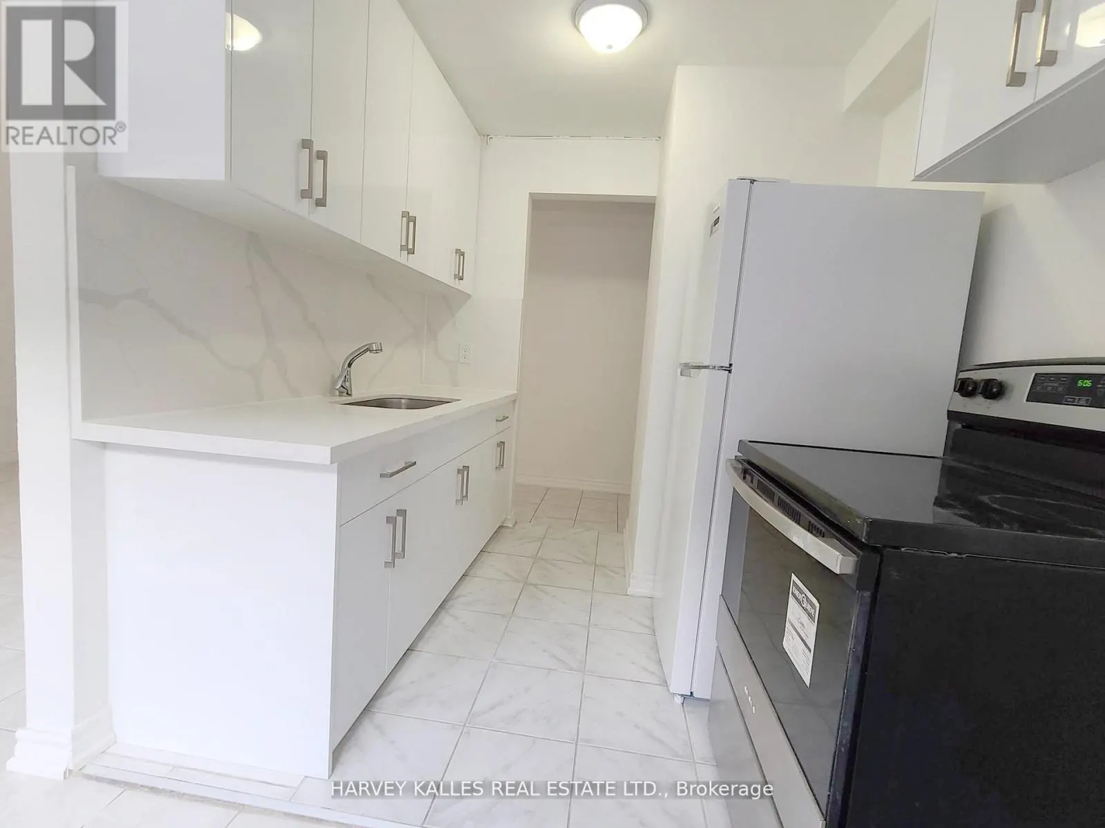 2 - 4 GREENBROOK DRIVE