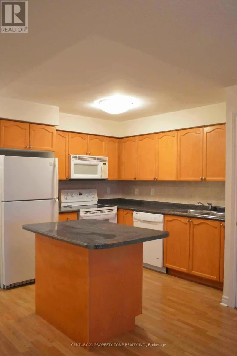 1713 - 3880 DUKE OF YORK BOULEVARD