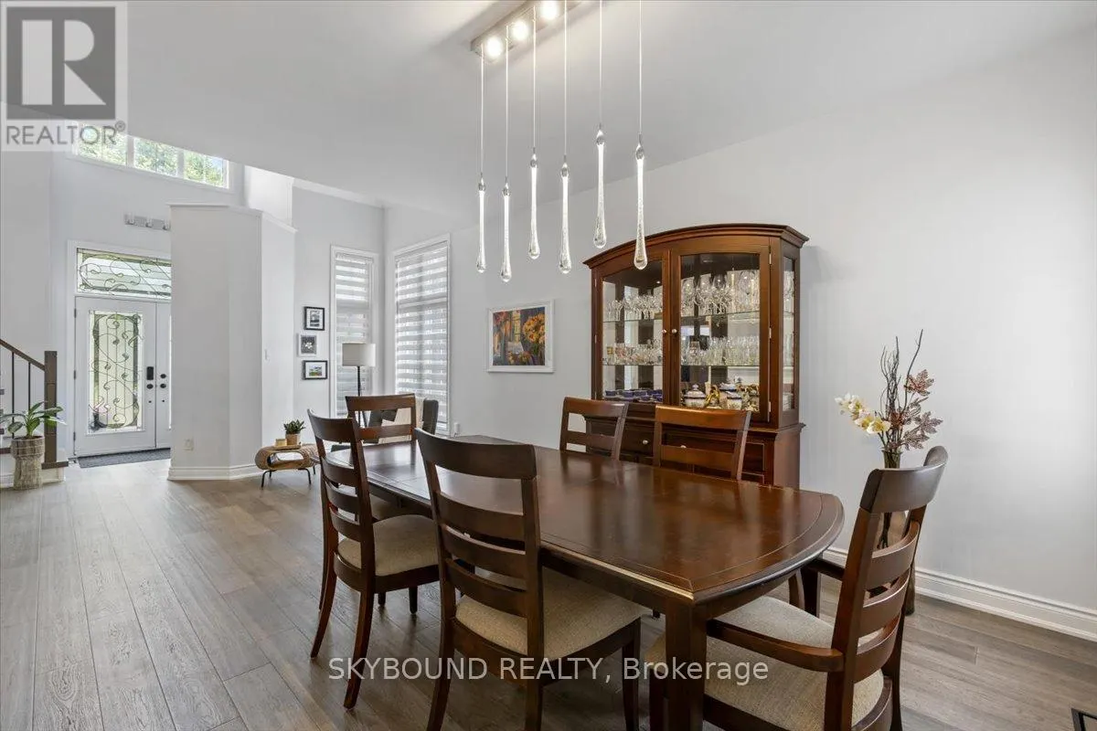 5 CHAPLIN CRESCENT
