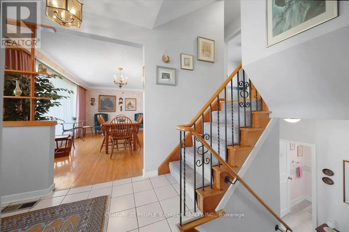 2374 TRUSCOTT DRIVE