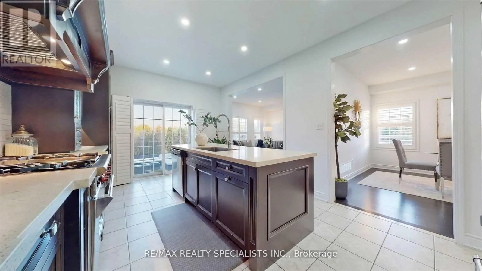 92 KETTLEWELL CRESCENT
