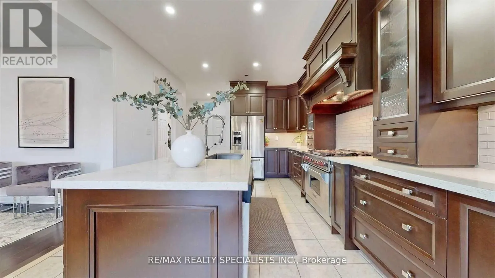92 KETTLEWELL CRESCENT