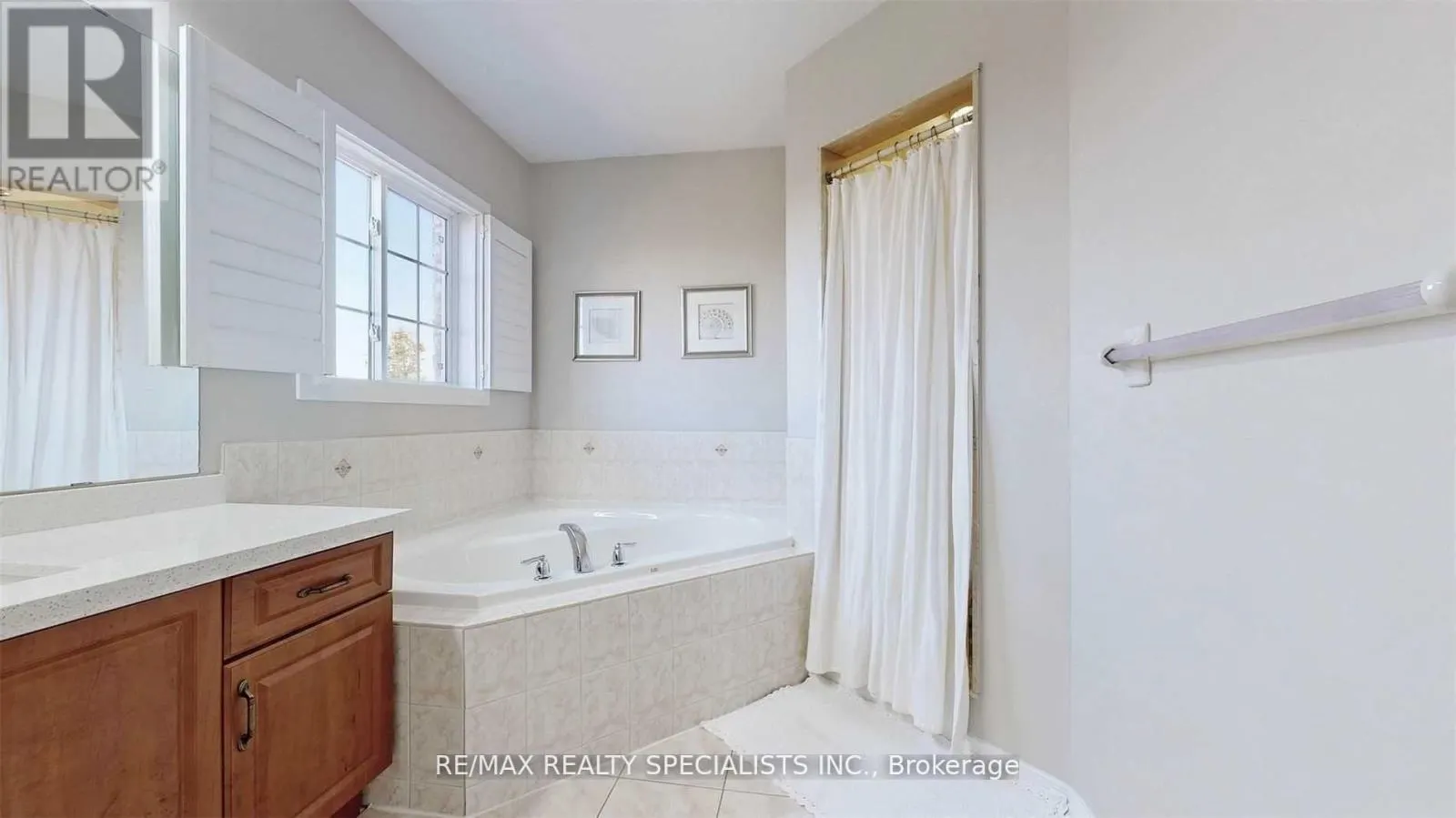 92 KETTLEWELL CRESCENT