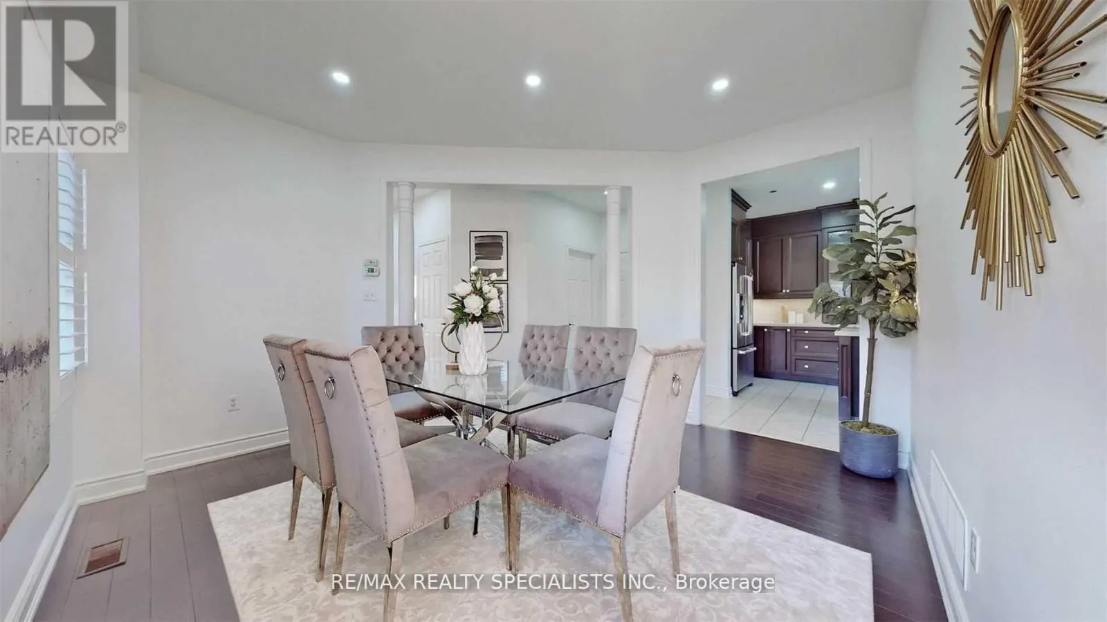 92 KETTLEWELL CRESCENT