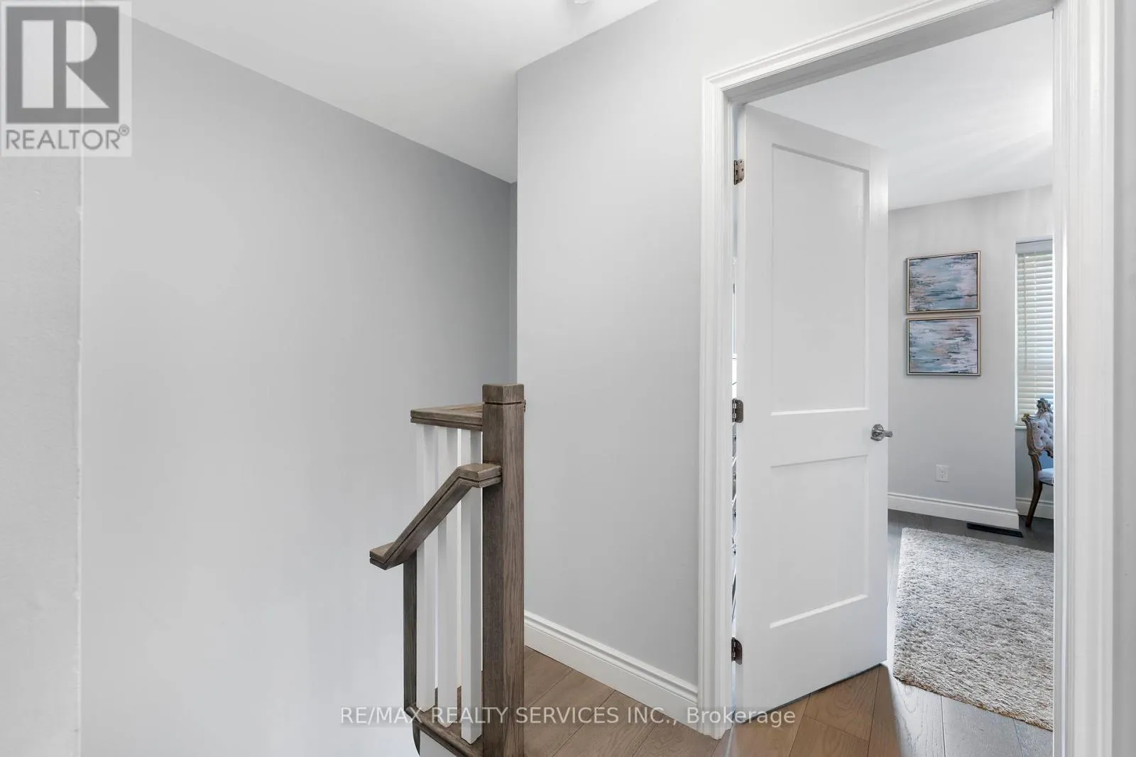 94 - 94 GUILDFORD CRESCENT