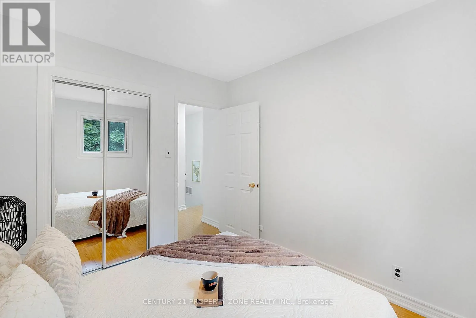3387 KELOWNA COURT