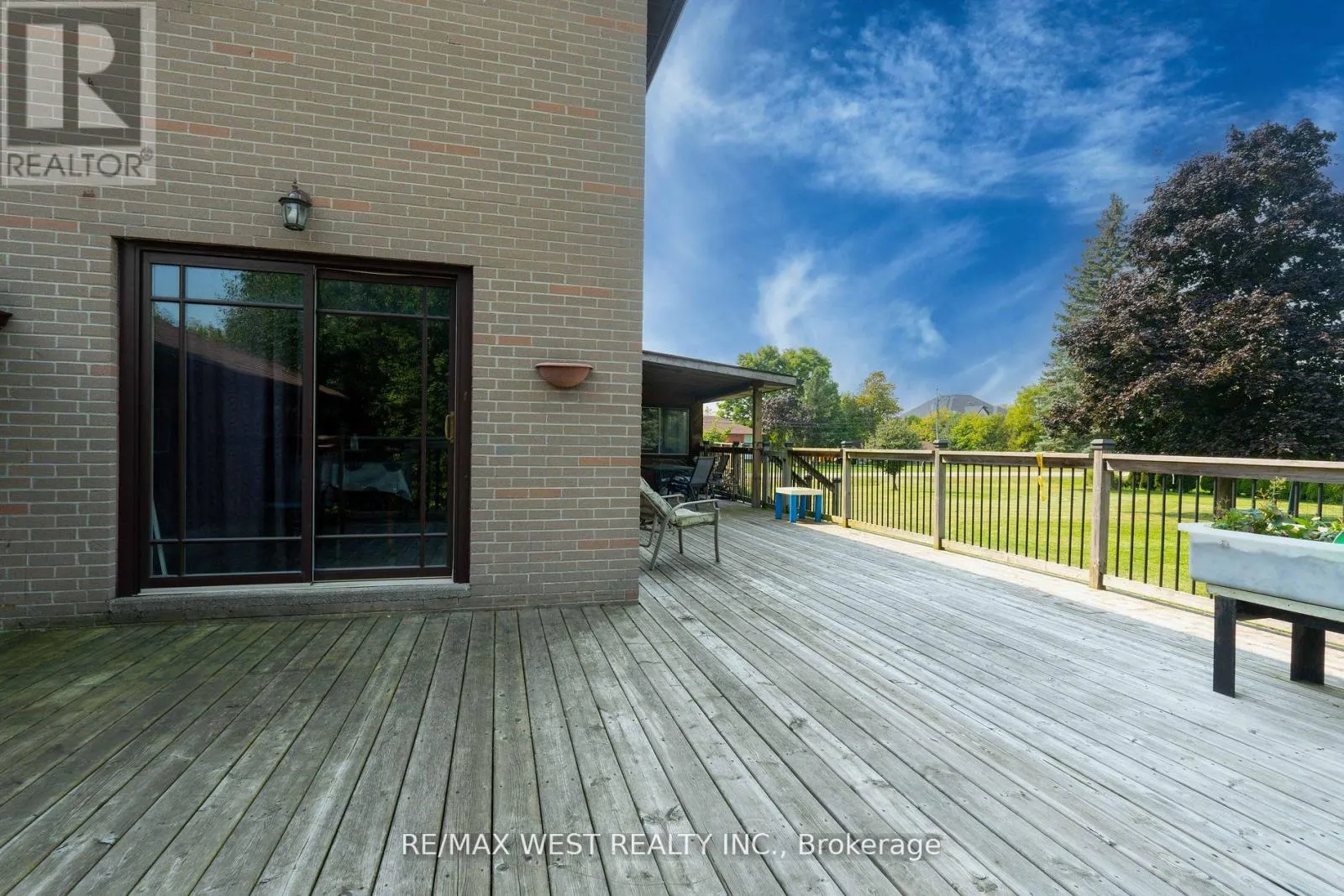 45 MARYSFIELD DRIVE