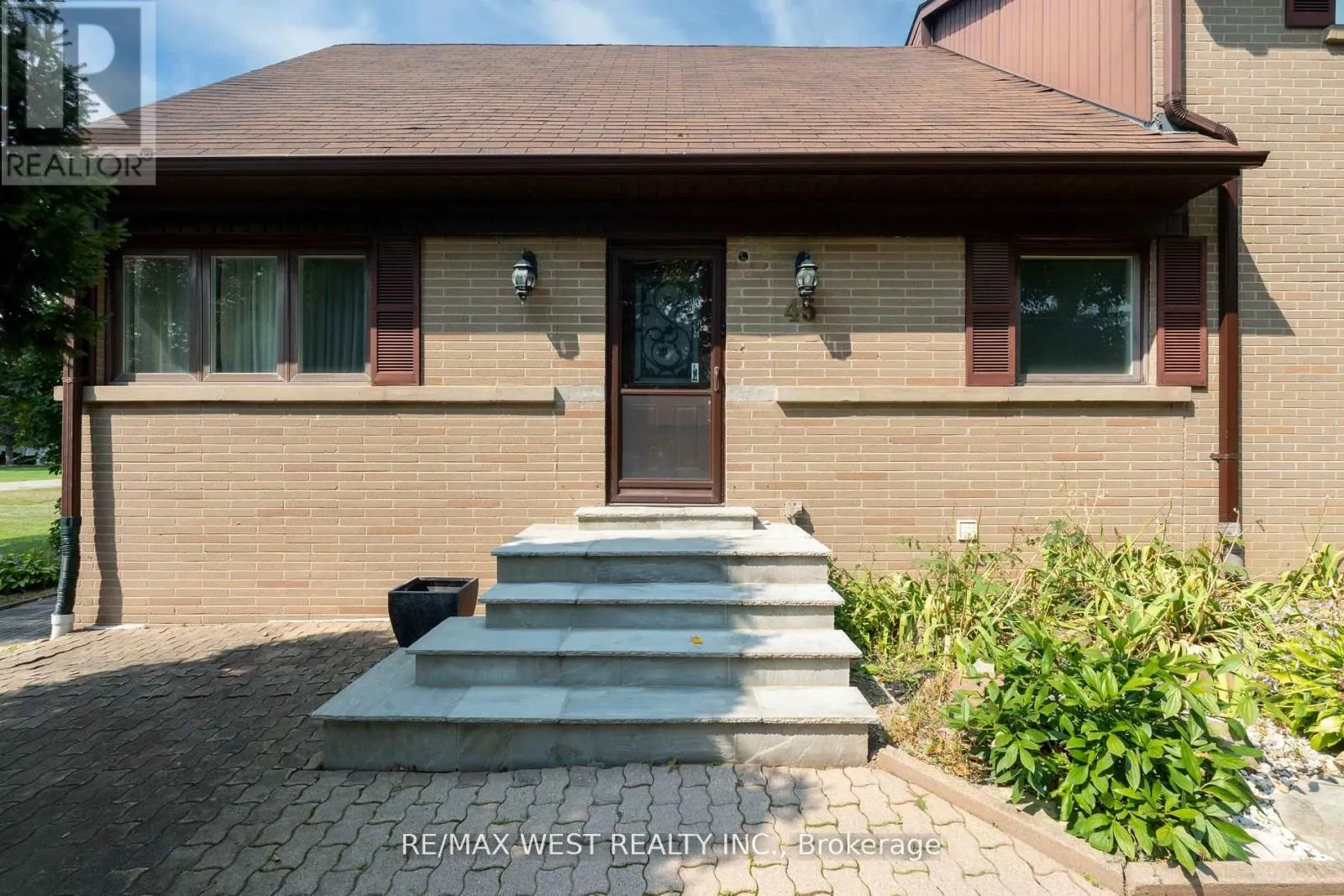 45 MARYSFIELD DRIVE