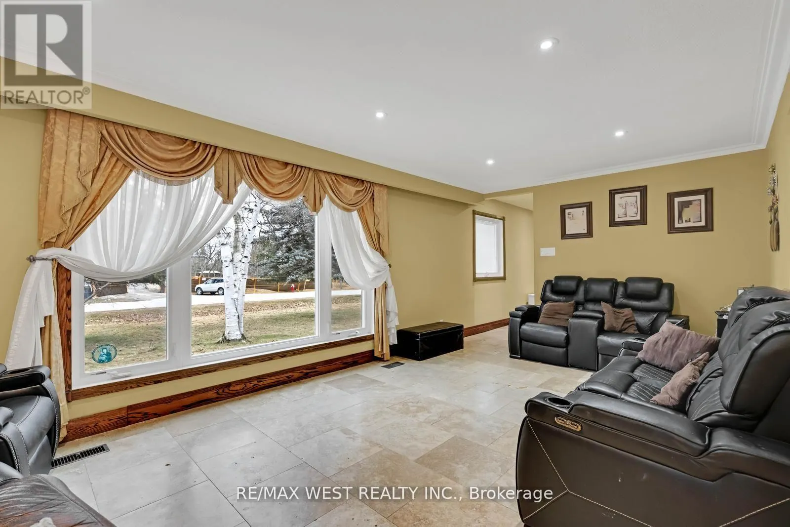 45 MARYSFIELD DRIVE