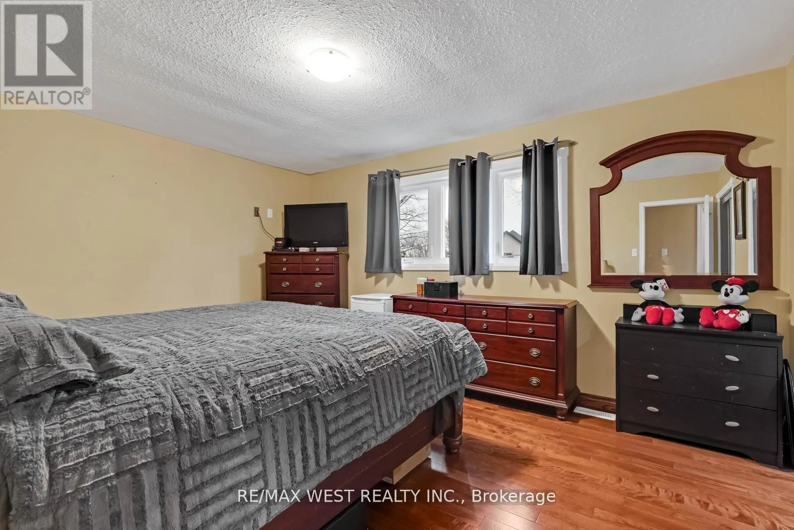 45 MARYSFIELD DRIVE