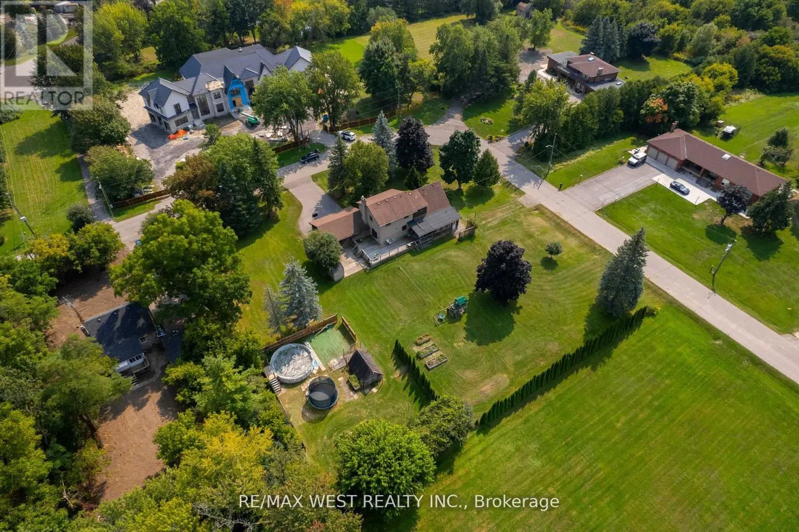 45 MARYSFIELD DRIVE