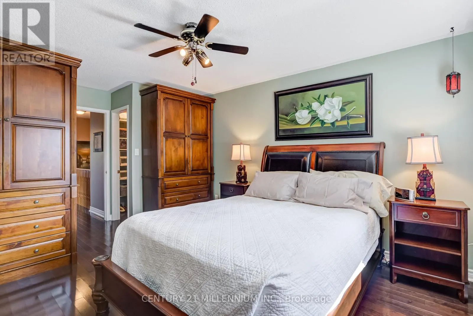 3854 FOXBOROUGH TRAIL