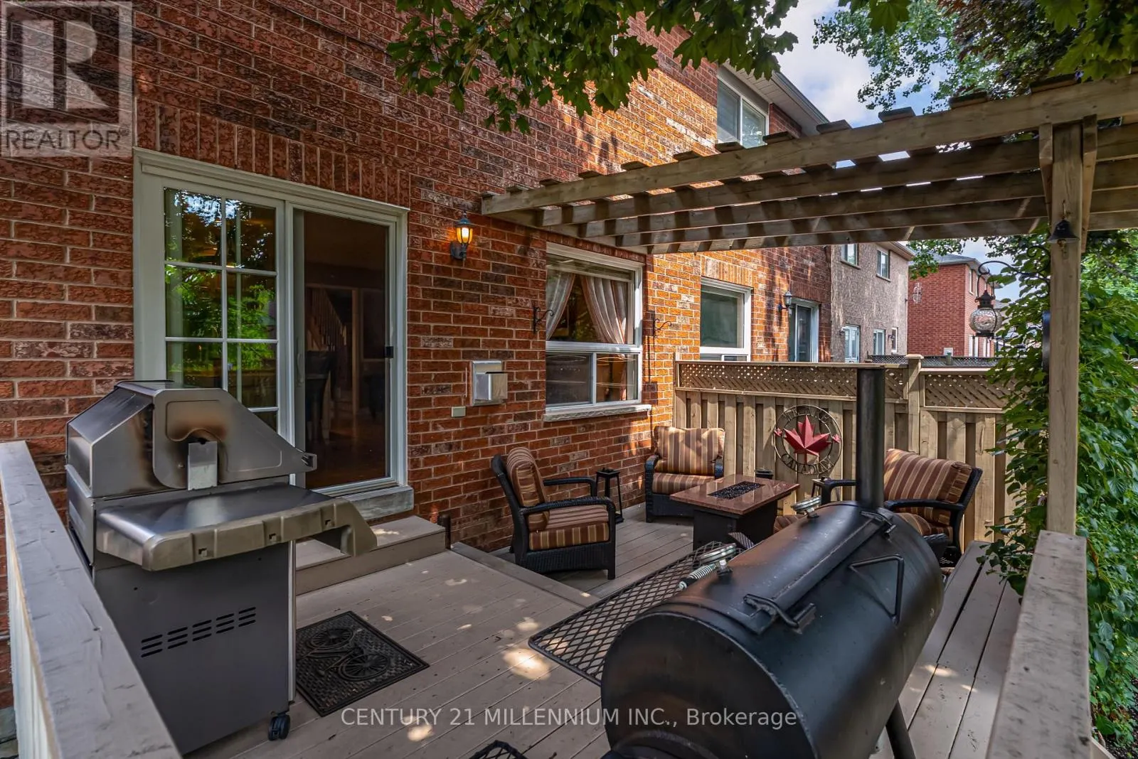 3854 FOXBOROUGH TRAIL