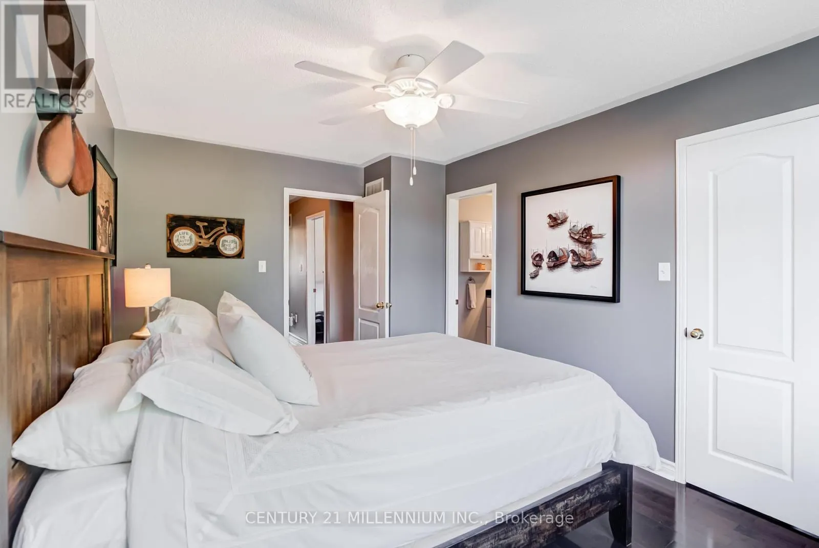 3854 FOXBOROUGH TRAIL