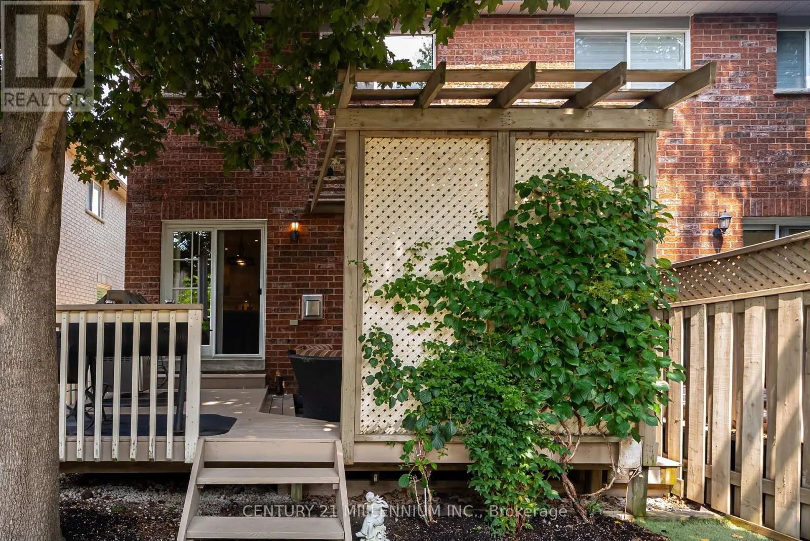 3854 FOXBOROUGH TRAIL