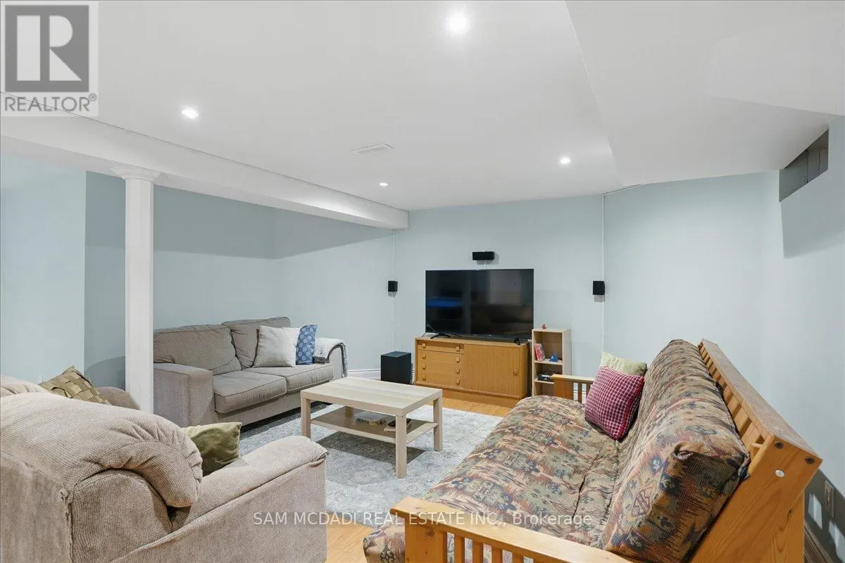 1713 PENGILLEY PLACE