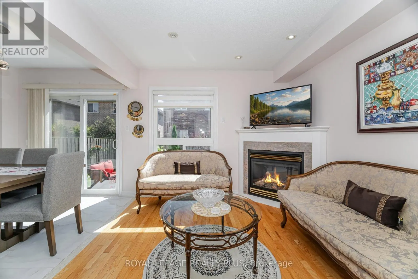 5574 FRESHWATER DRIVE