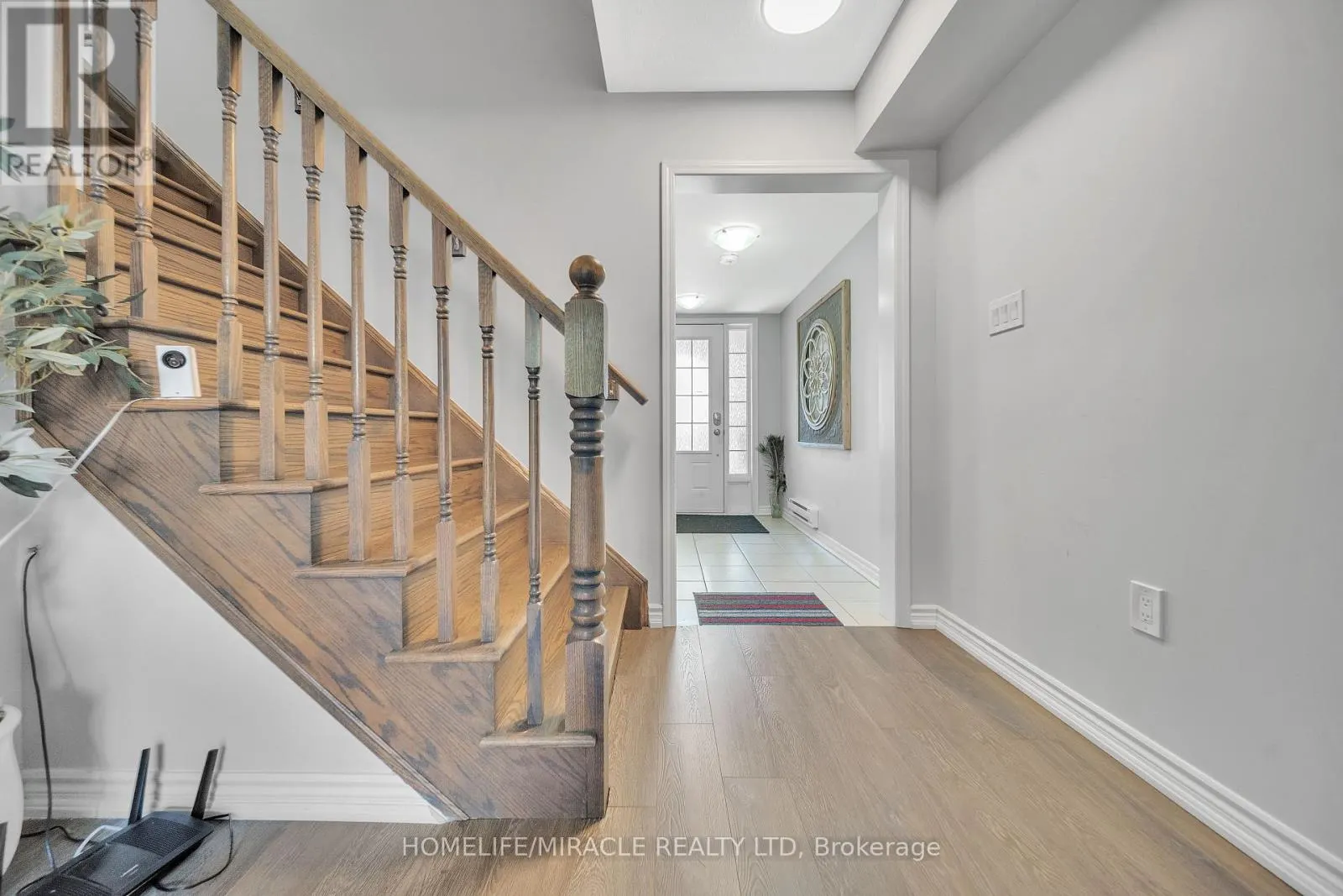 43 BAYCLIFFE CRESCENT