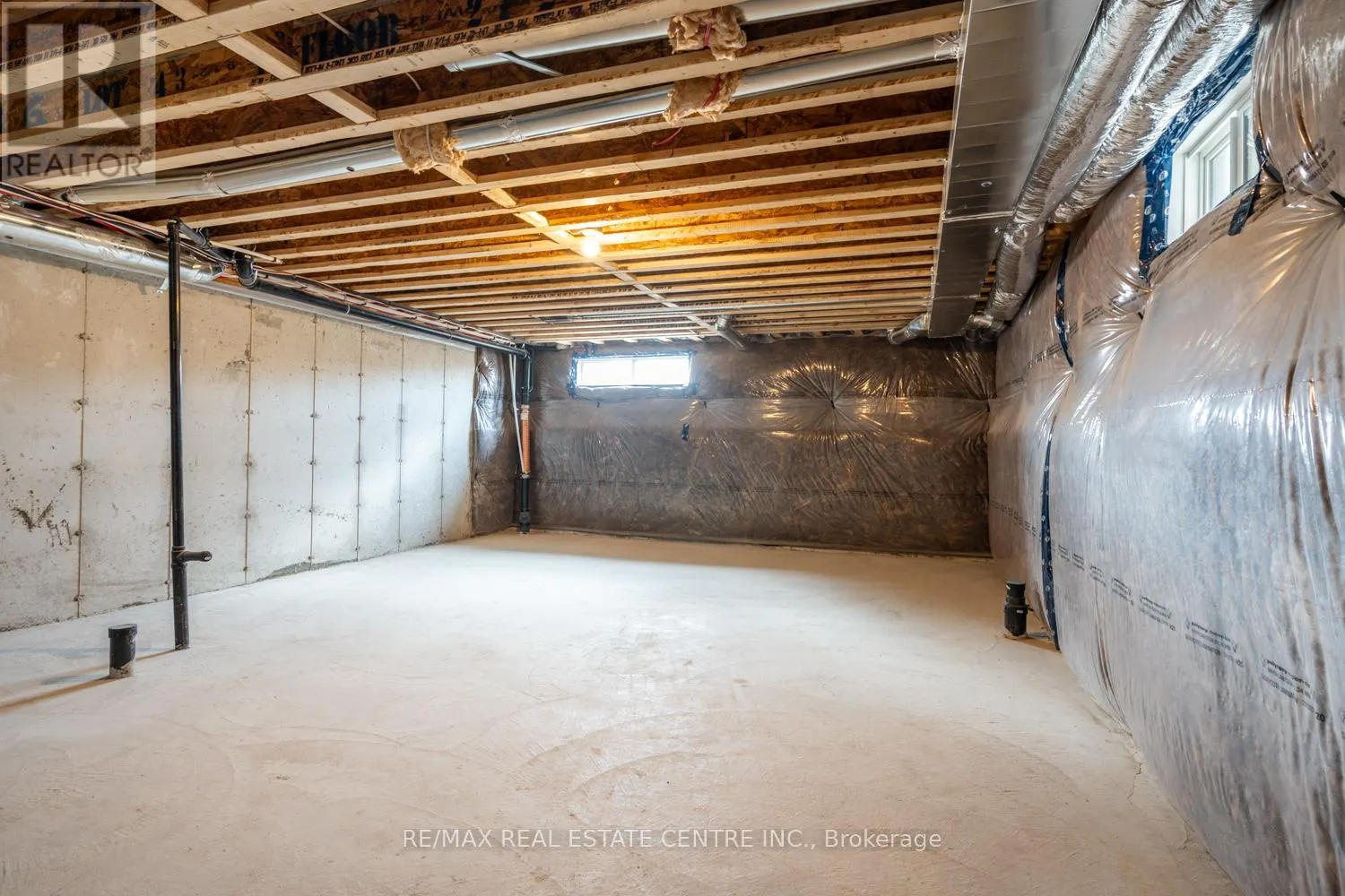 1426 ALMONTE DRIVE