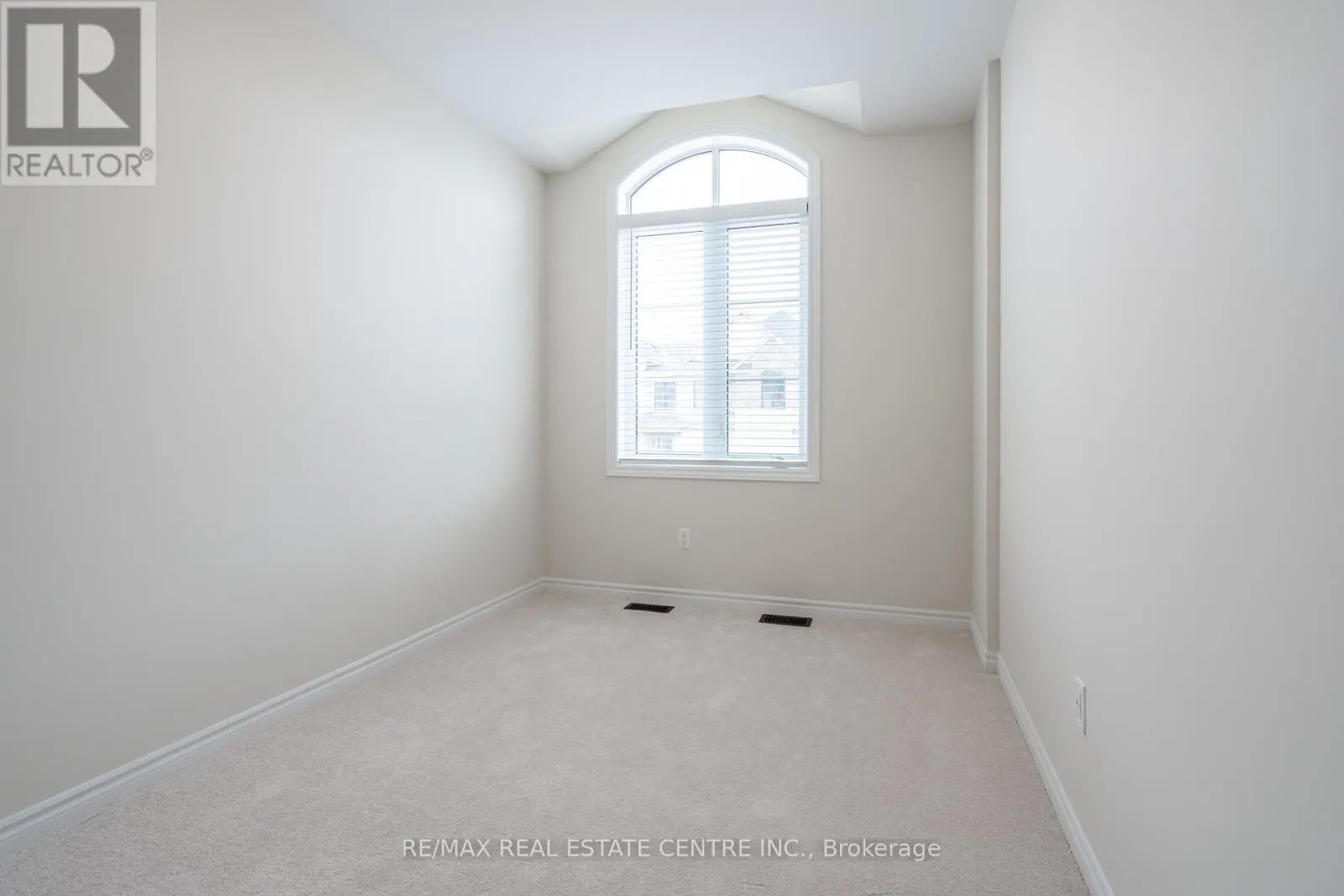 1426 ALMONTE DRIVE