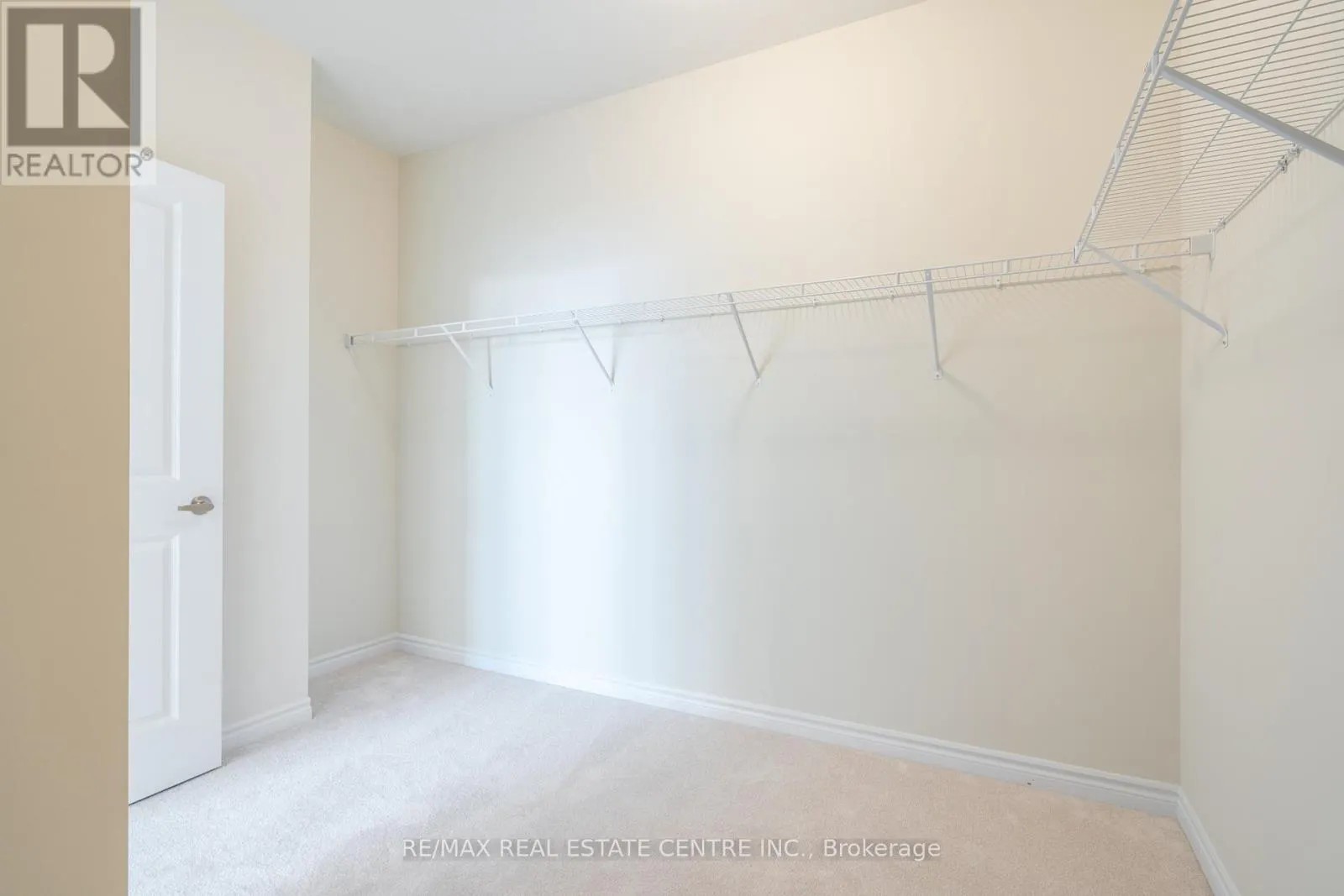 1426 ALMONTE DRIVE