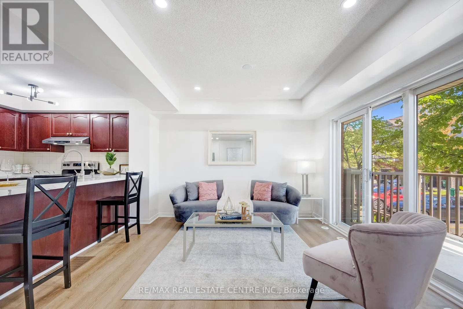 41 - 3250 BENTLEY DRIVE