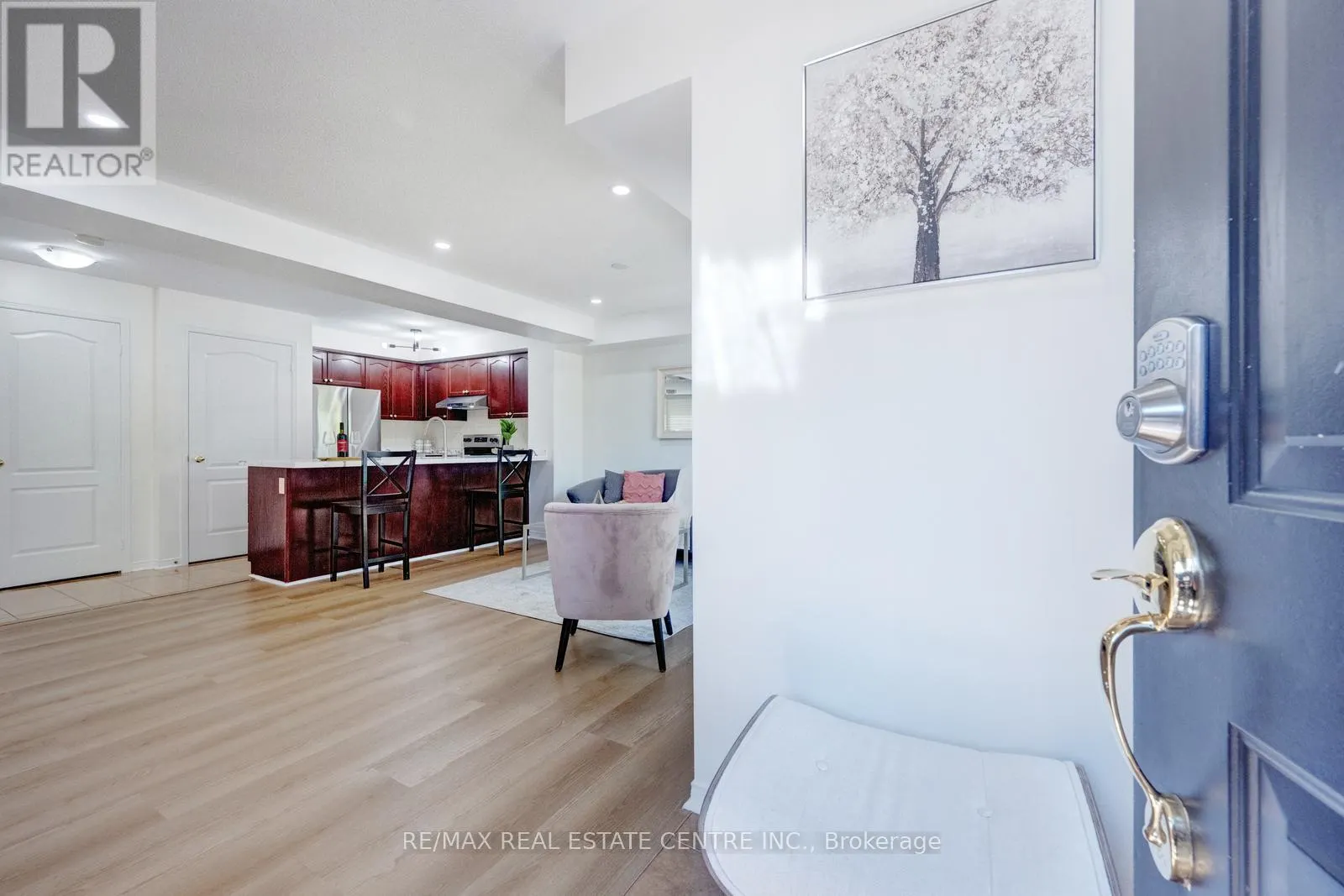 41 - 3250 BENTLEY DRIVE