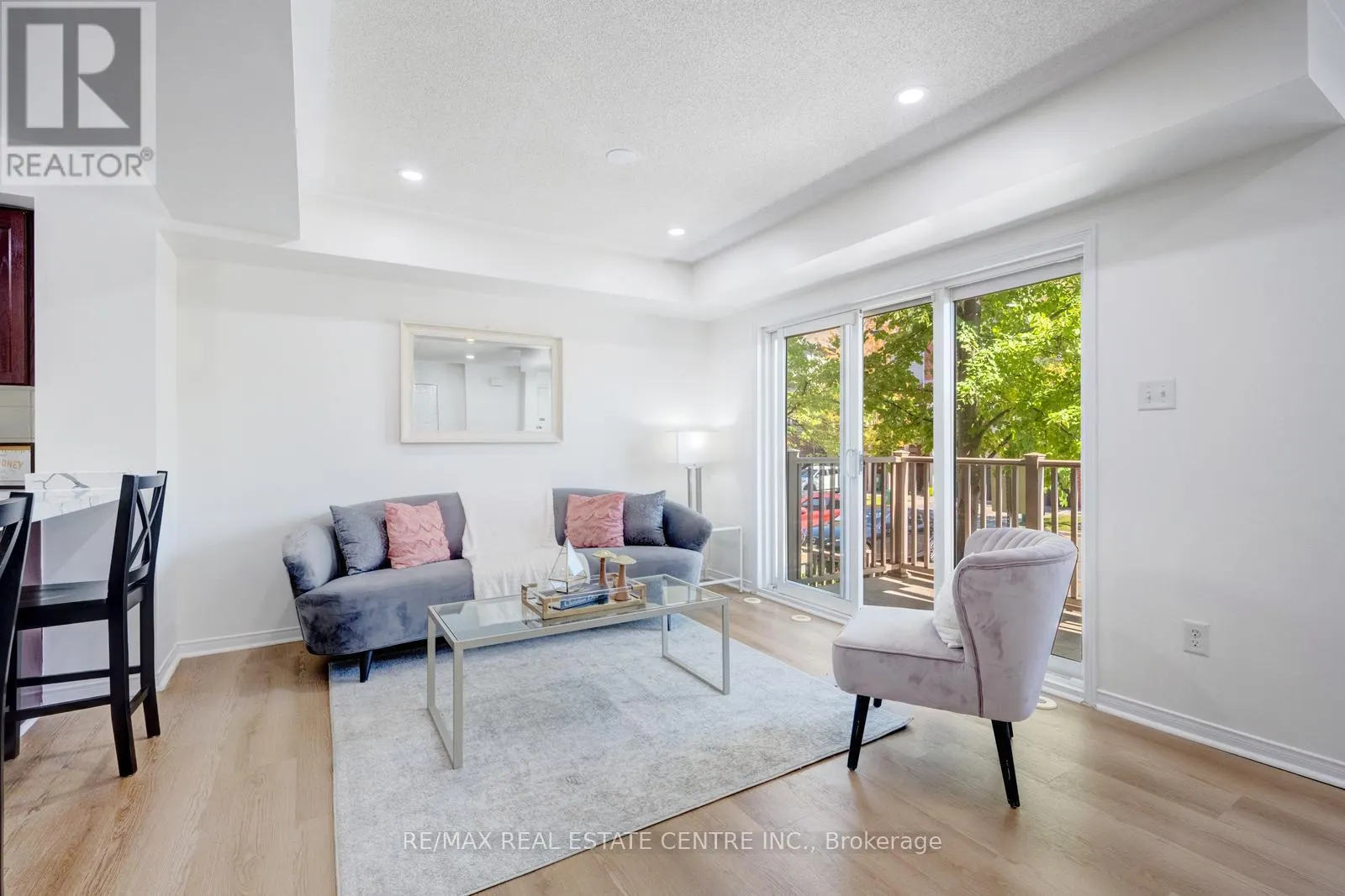 41 - 3250 BENTLEY DRIVE