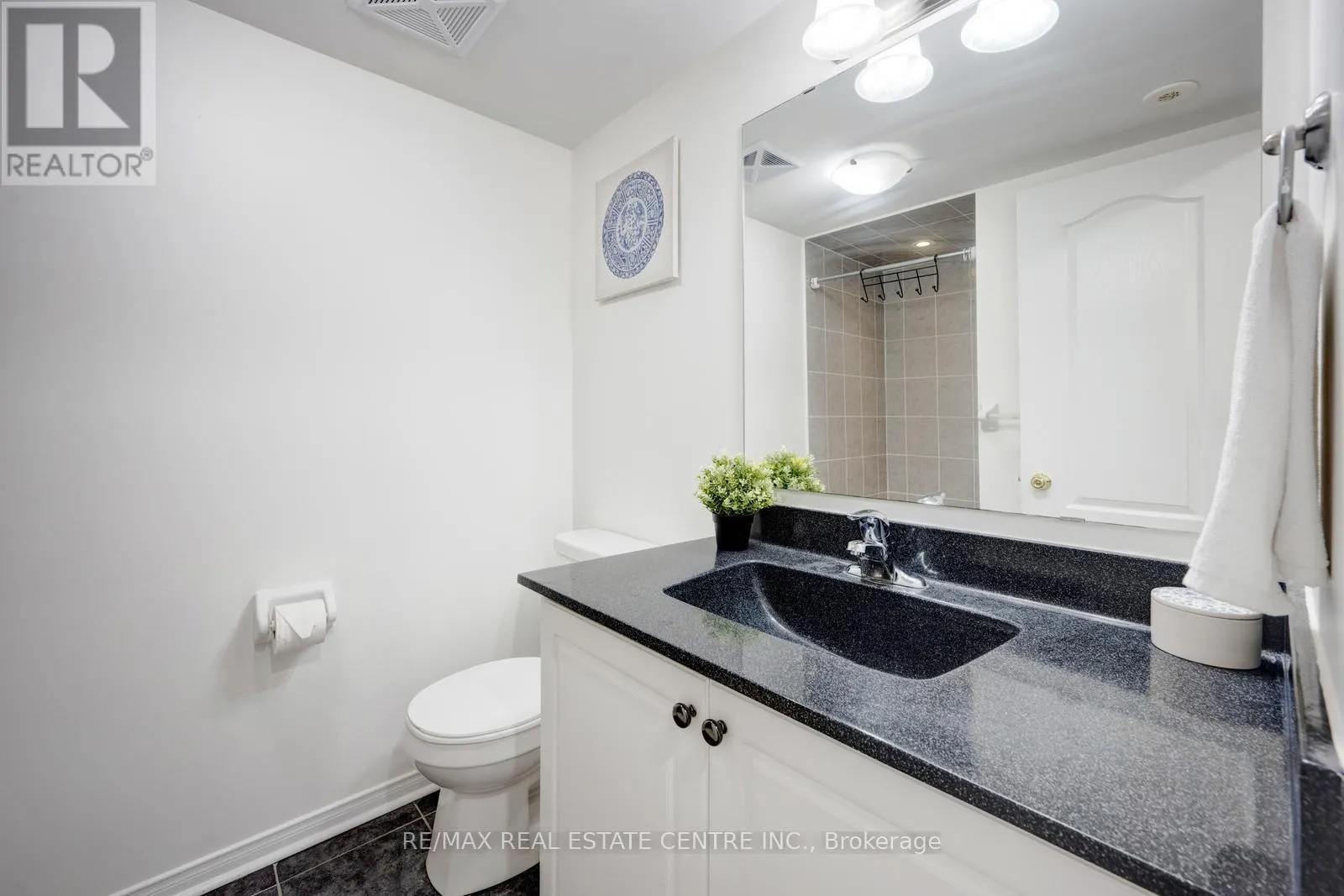 41 - 3250 BENTLEY DRIVE