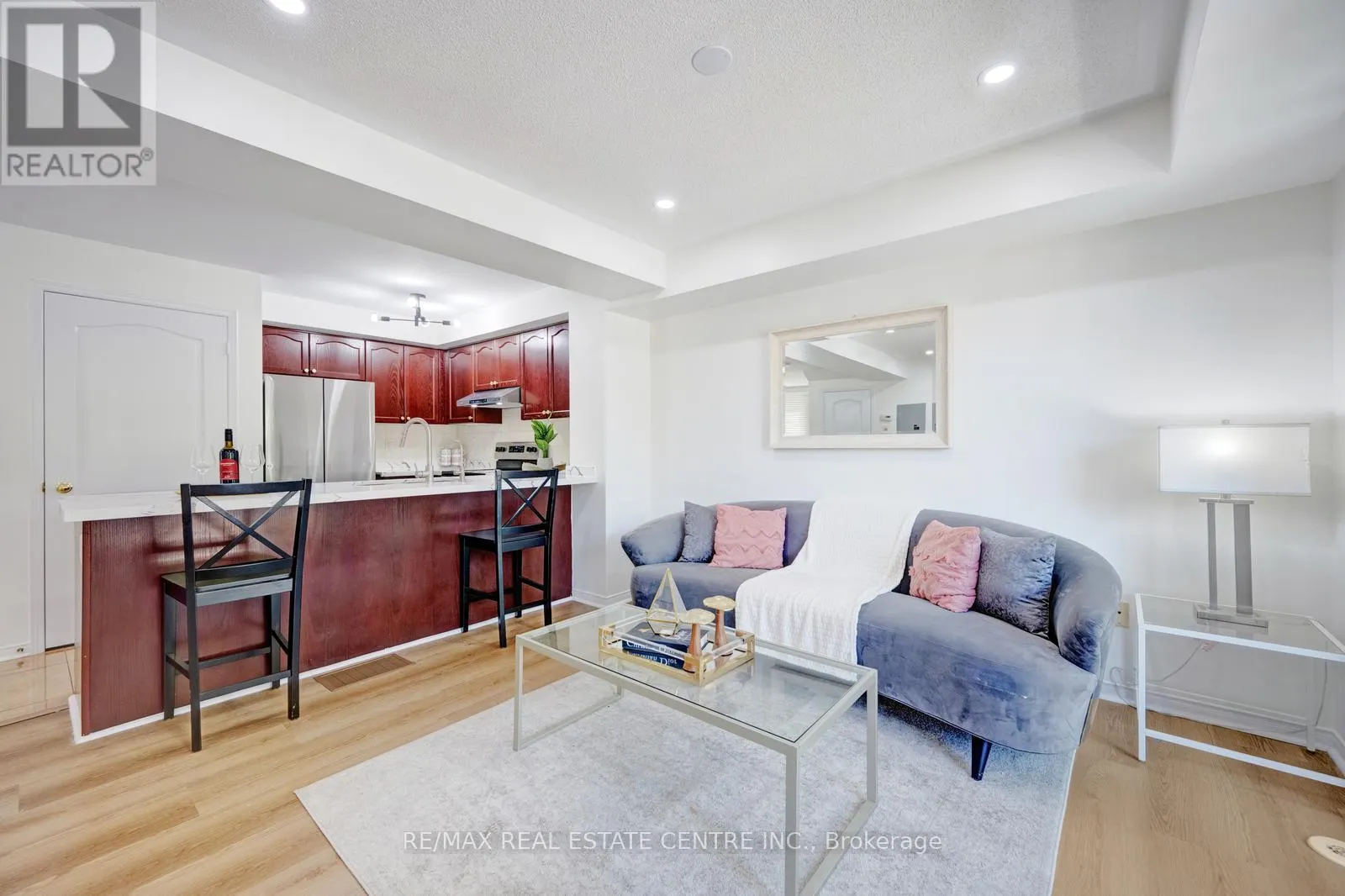 41 - 3250 BENTLEY DRIVE