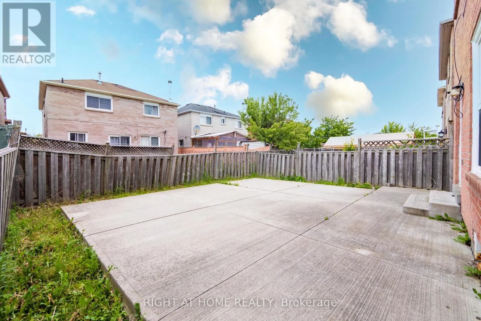 34 MEADOWLARK DRIVE