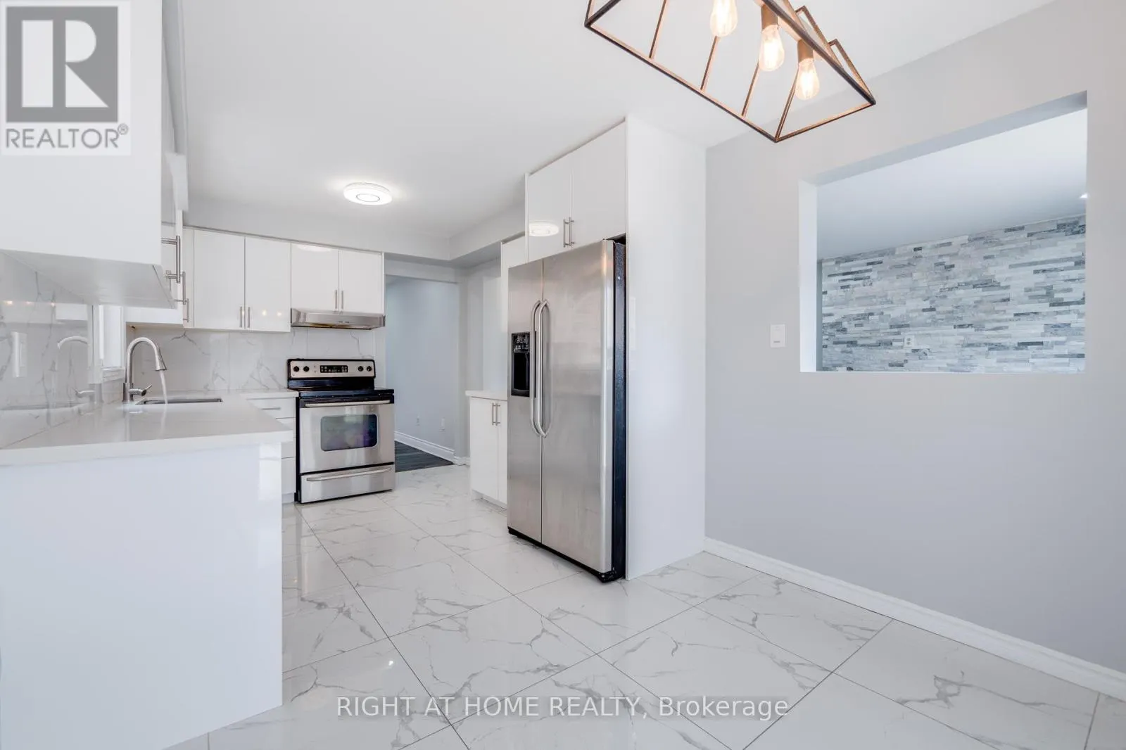 34 MEADOWLARK DRIVE