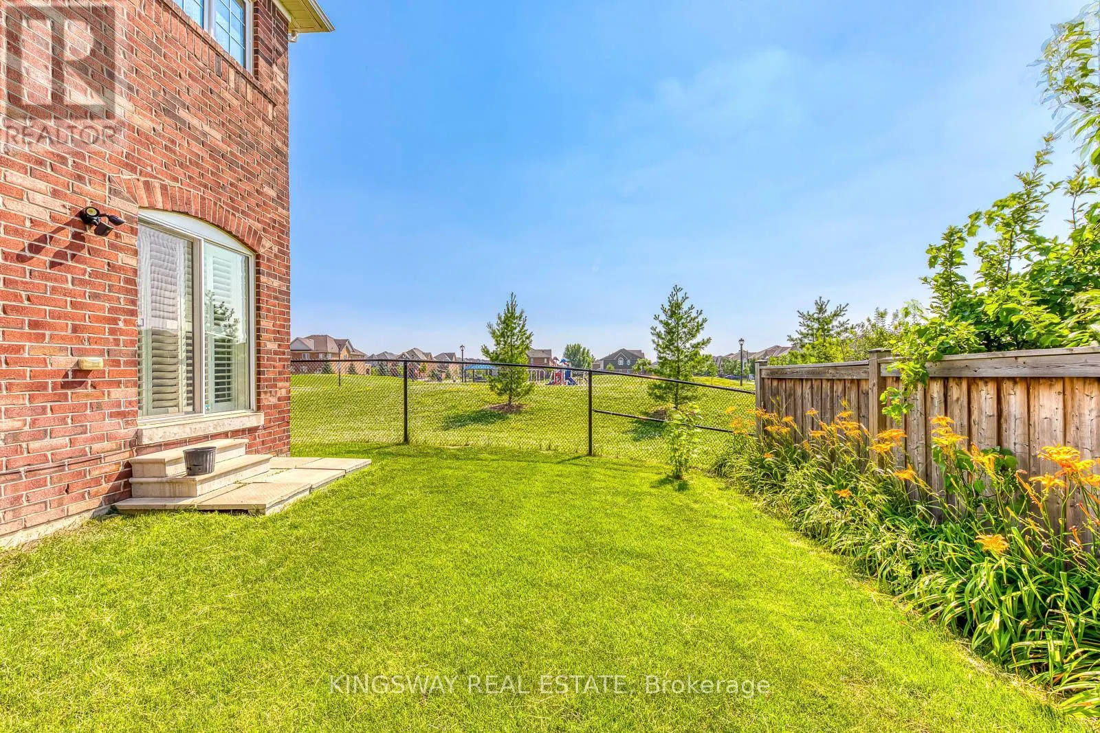 423 CEDRIC TERRACE