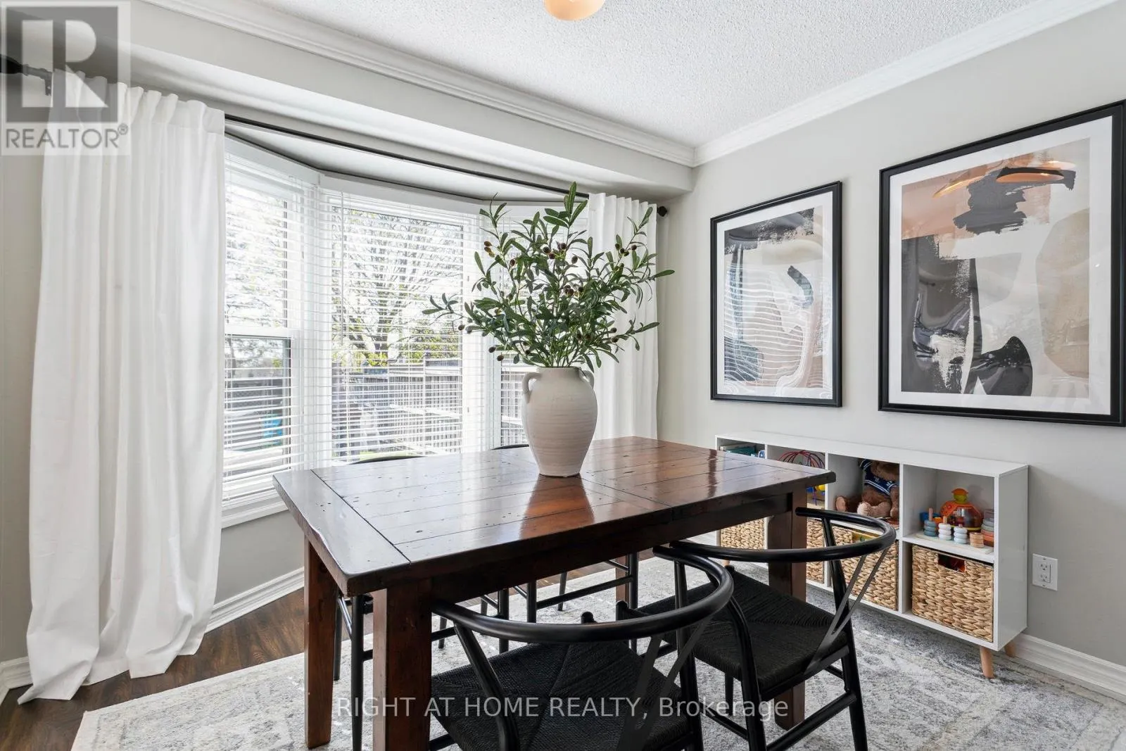 3194 GREENBOUGH CRESCENT