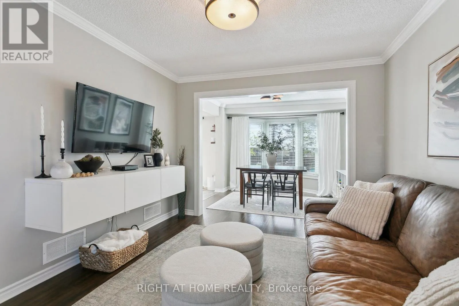 3194 GREENBOUGH CRESCENT