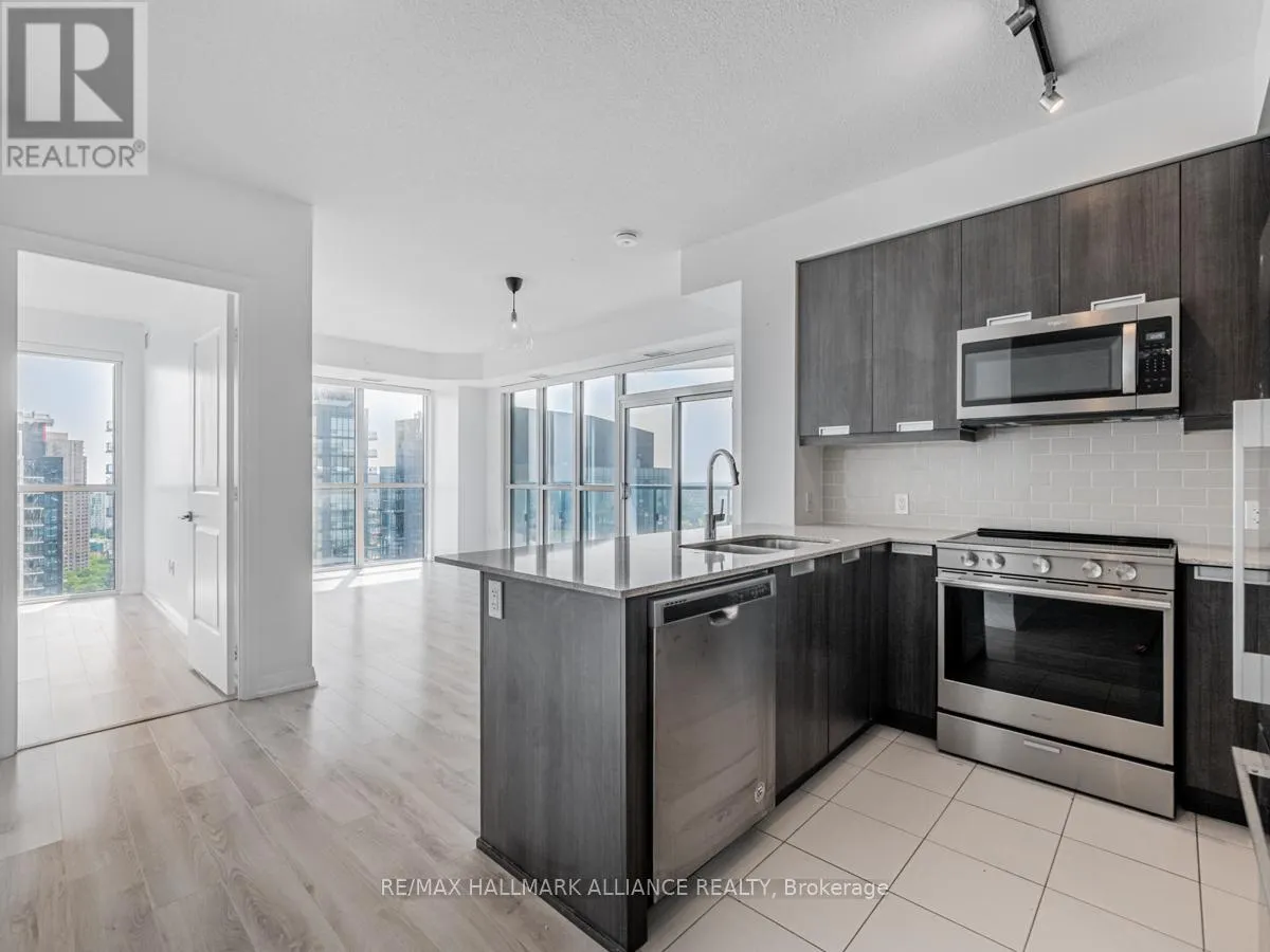 2214 - 35 WATERGARDEN DRIVE