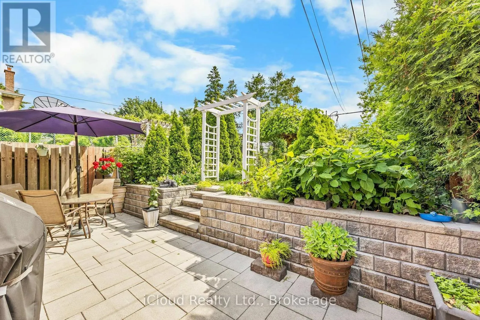 551 CALEDONIA ROAD