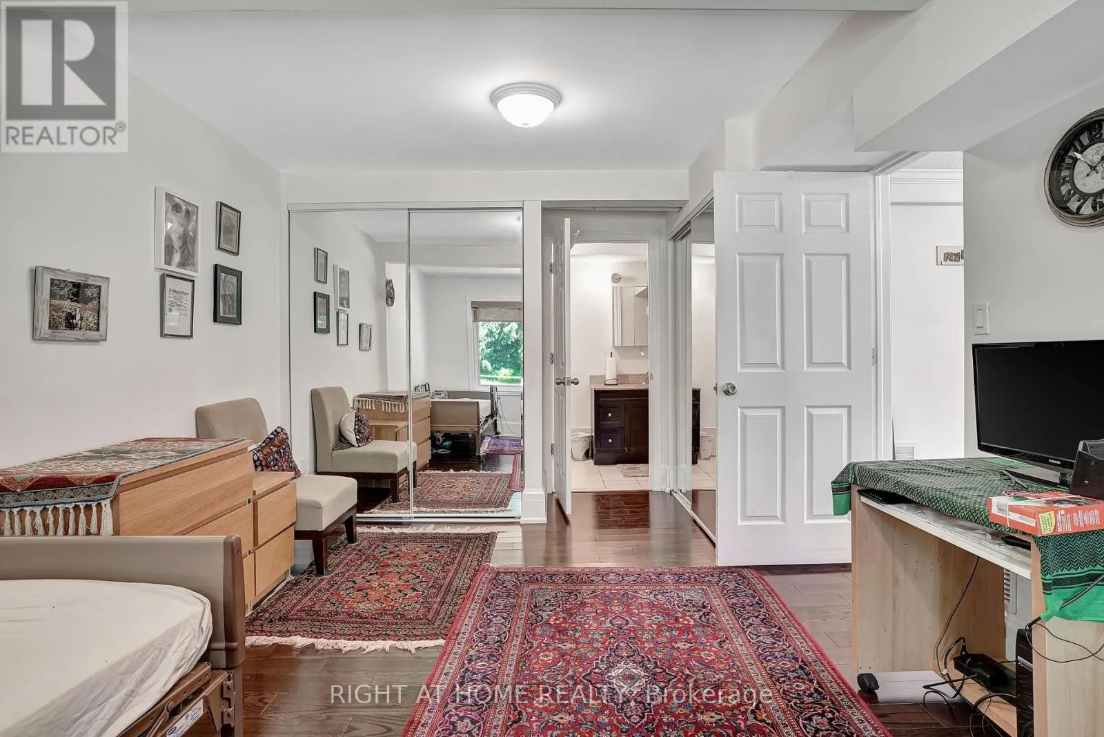 461 LAKESHORE ROAD W