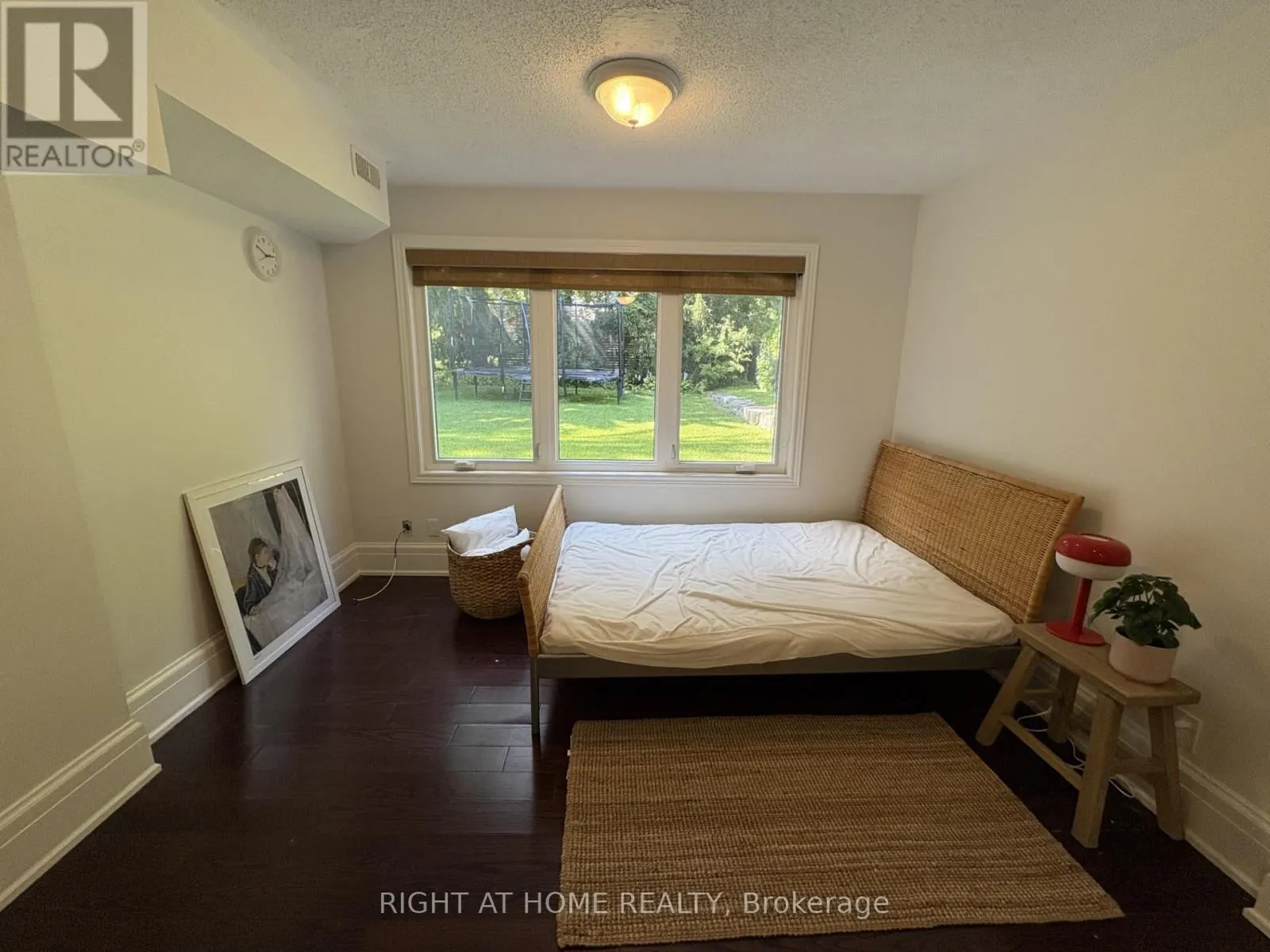 461 LAKESHORE ROAD W