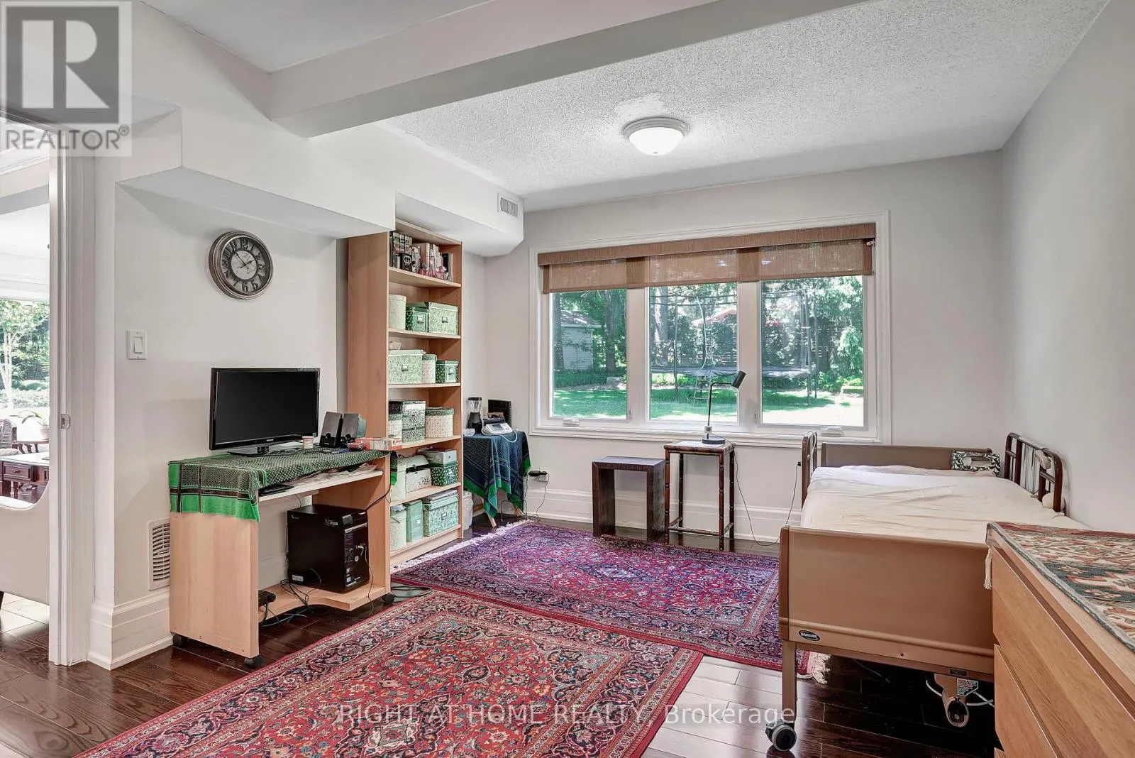 461 LAKESHORE ROAD W