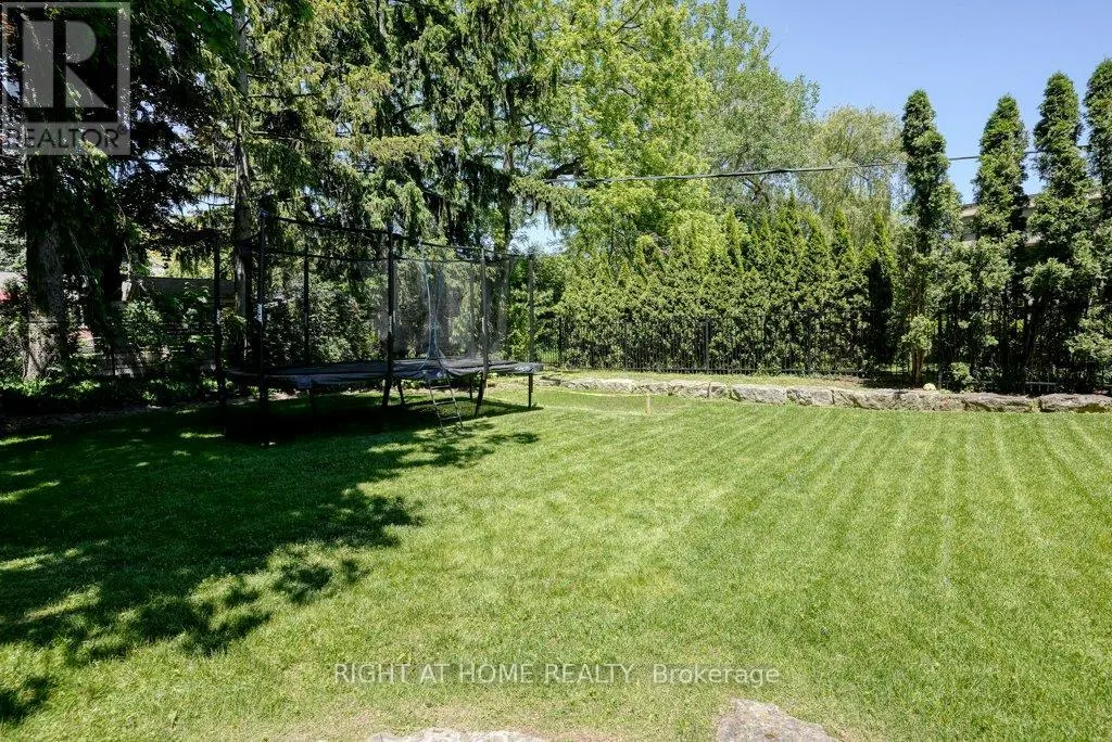 461 LAKESHORE ROAD W