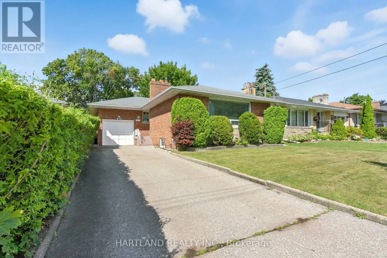 25 ROWSE CRESCENT