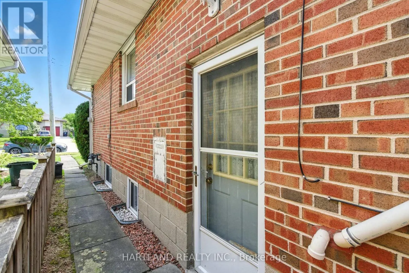 25 ROWSE CRESCENT
