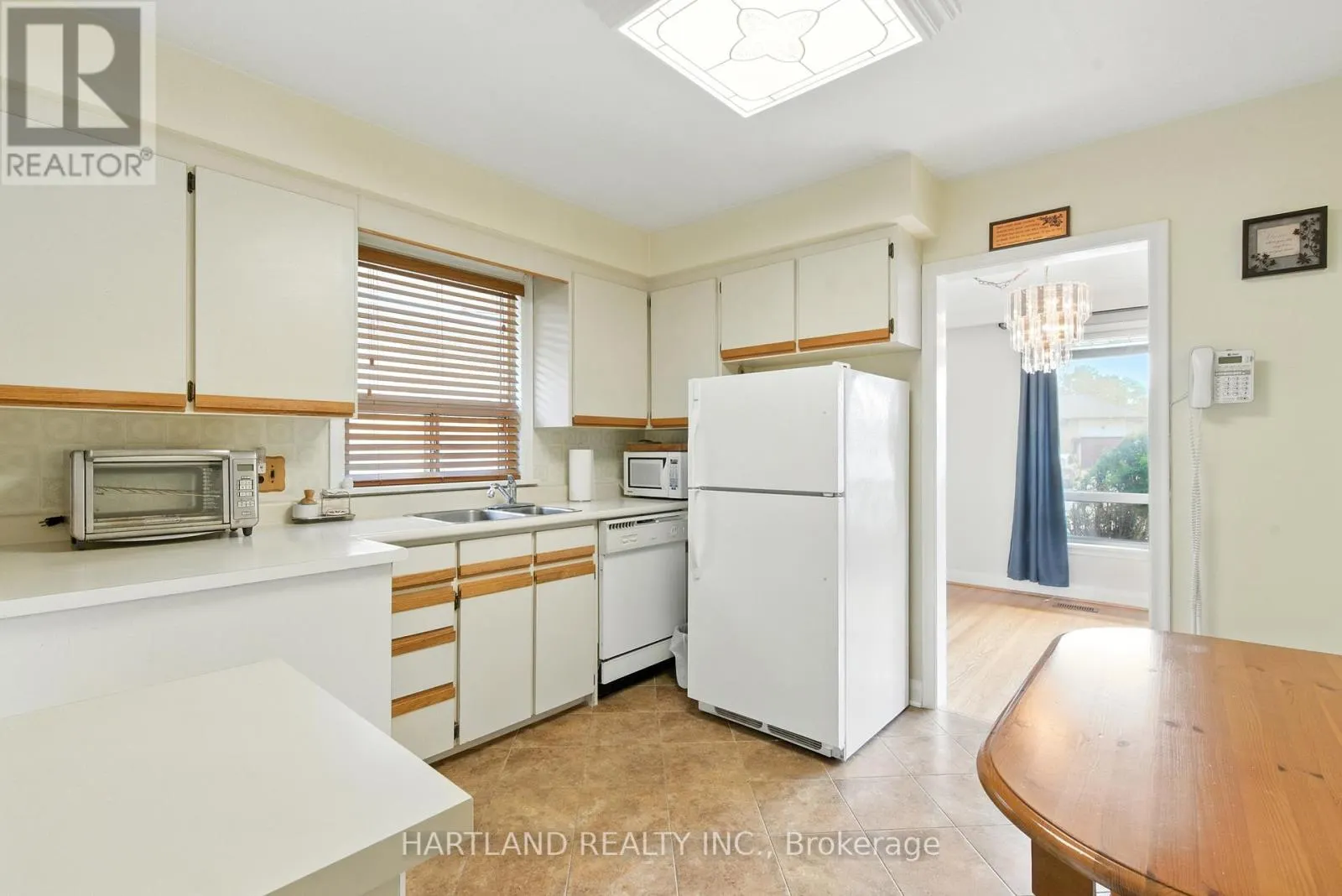 25 ROWSE CRESCENT
