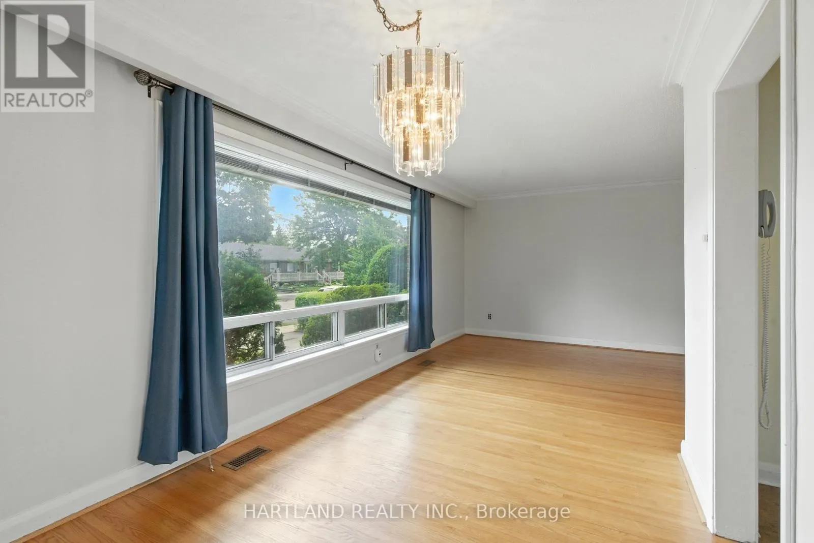 25 ROWSE CRESCENT