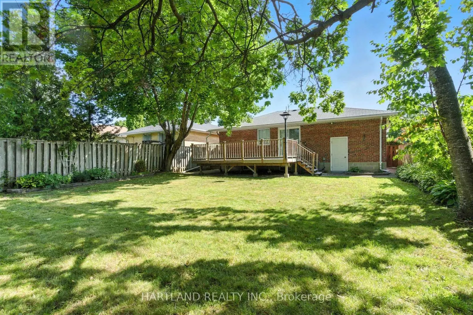 25 ROWSE CRESCENT