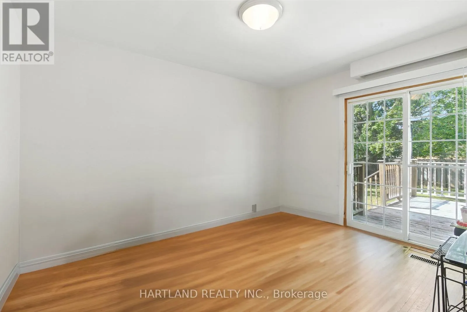 25 ROWSE CRESCENT